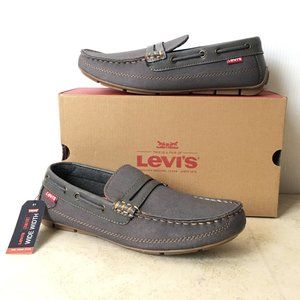 levis moccasins